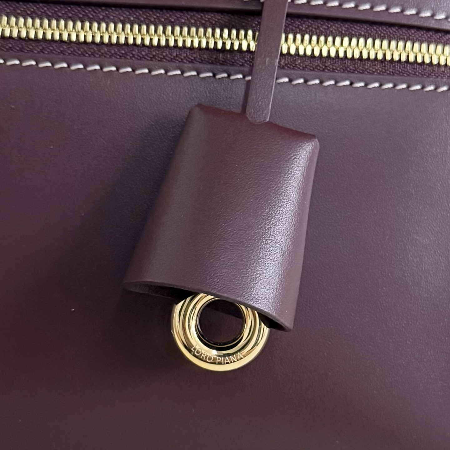 L0r0 P1ana Extra Clutch L29 29x14x3cm