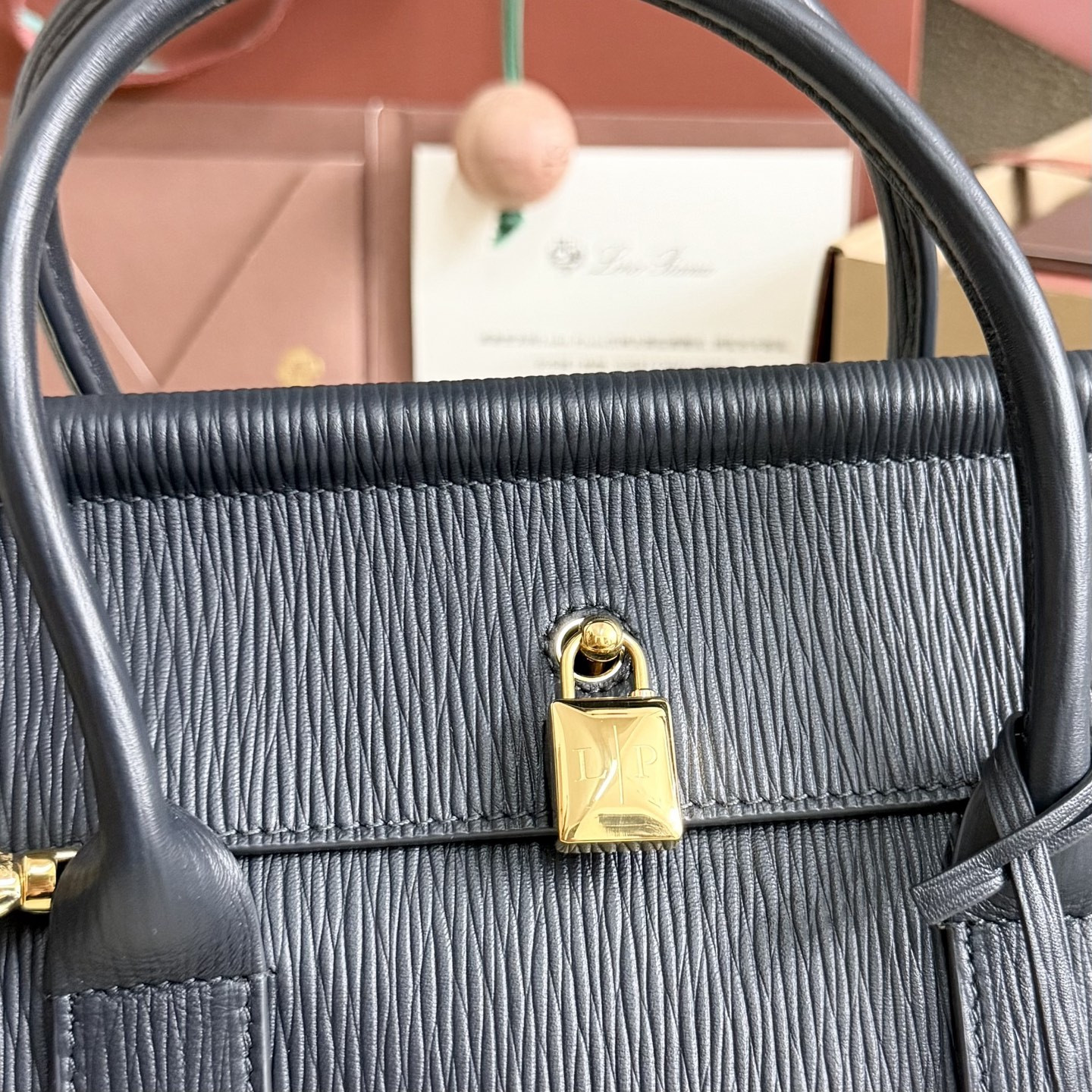 L0r0 P1ana Loom L25 Calfskin Dark blue 25x18x12.5cm