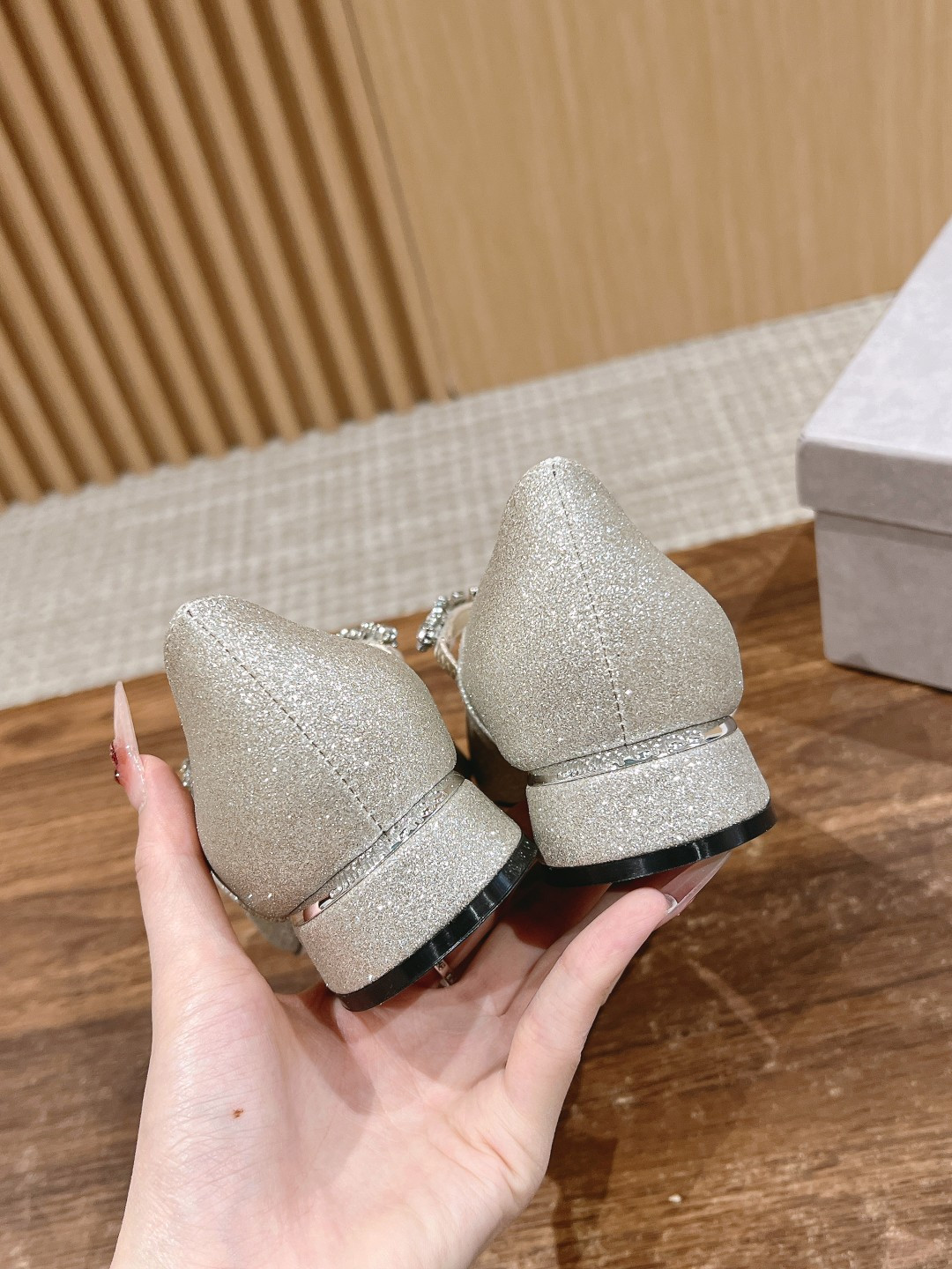 UA J1m*y Ch00 Bing Pumps
