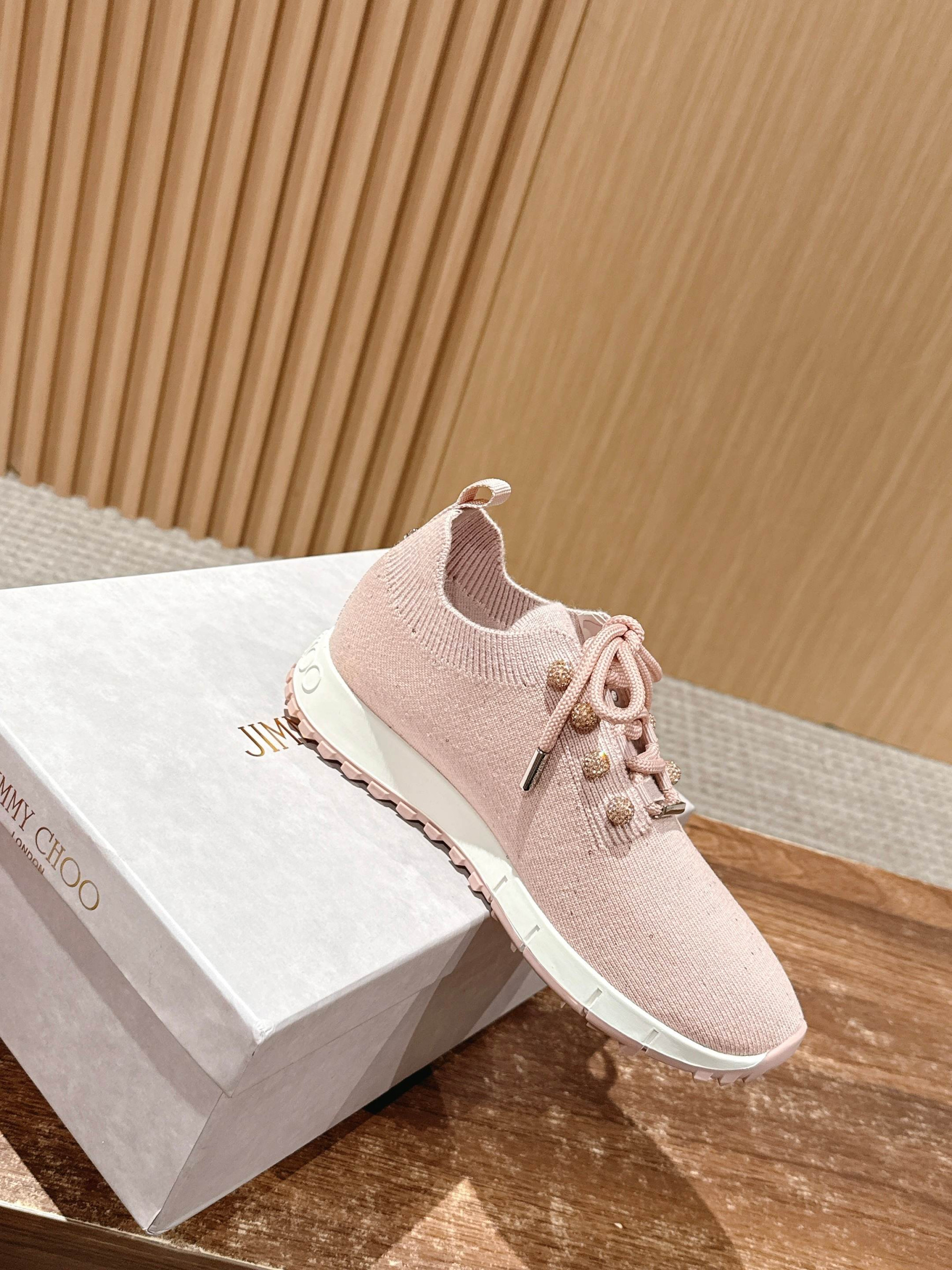 UA J1m*y Ch00 Casual Sneakers