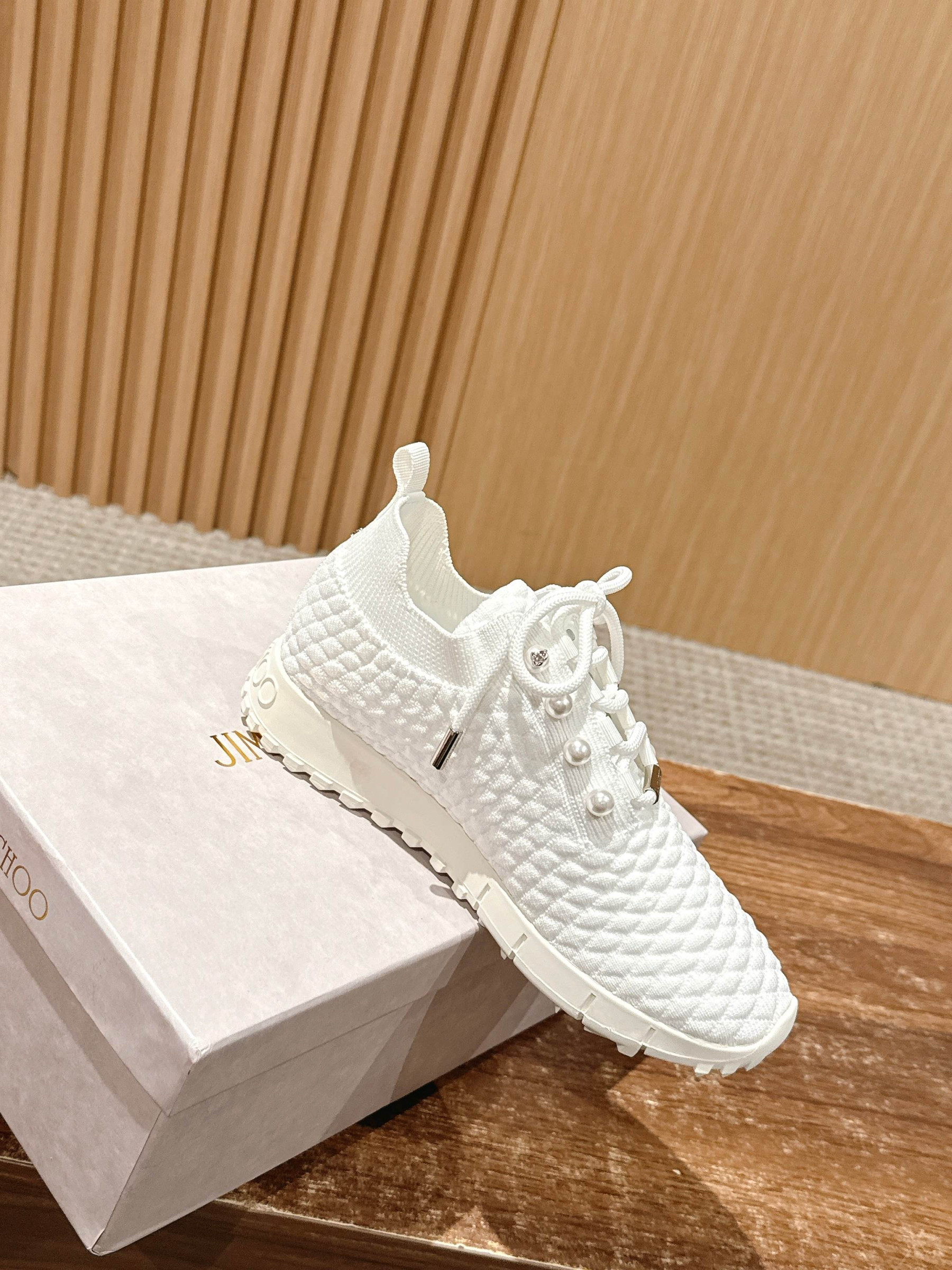 UA J1m*y Ch00 Casual Sneakers