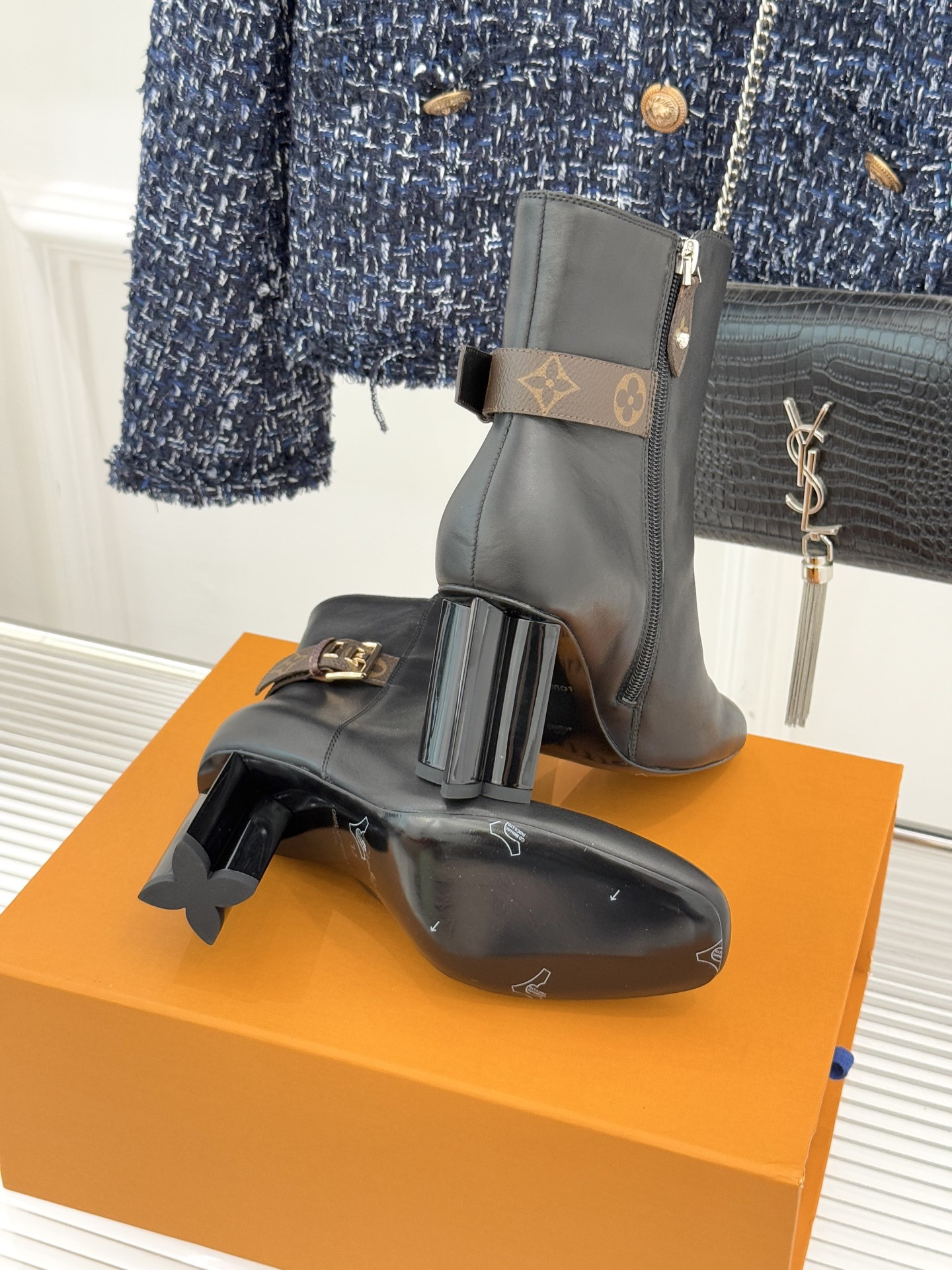 UA LV Silhouette Ankle Boot