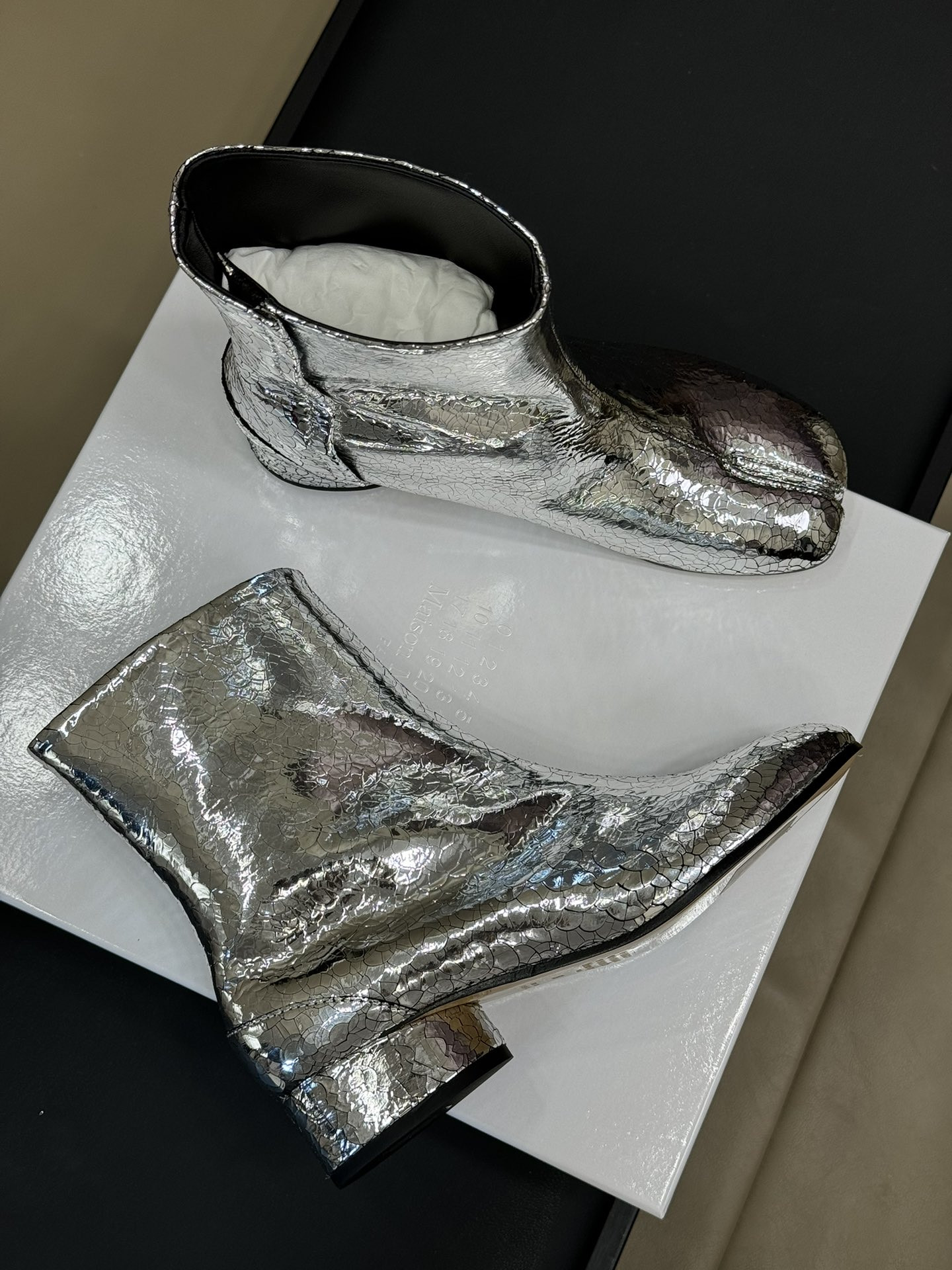 UA Ma1s0n Marg*e1a Tabi Mirror Boots
