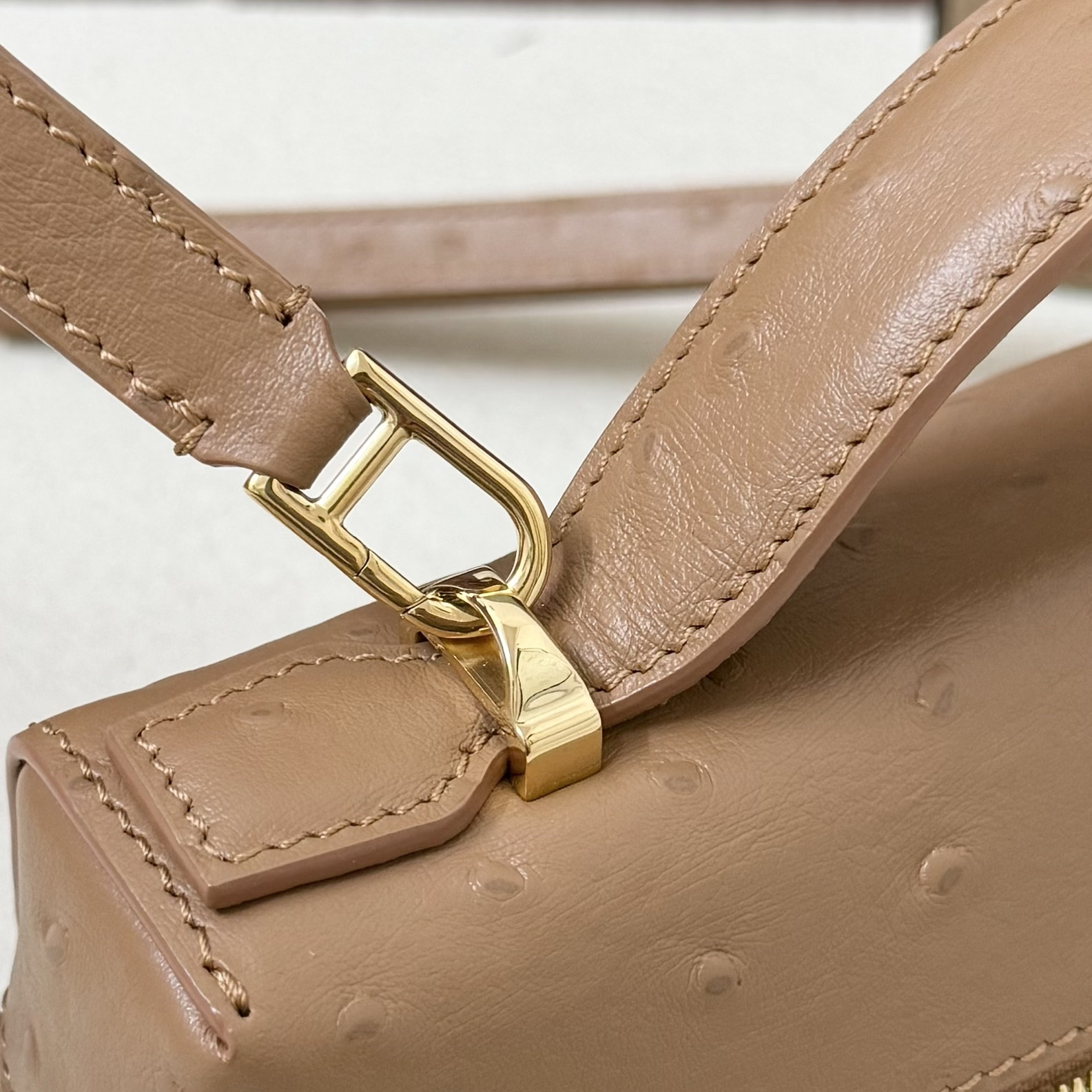L0r0 P1ana Extra Bag L23 23x12x7cm