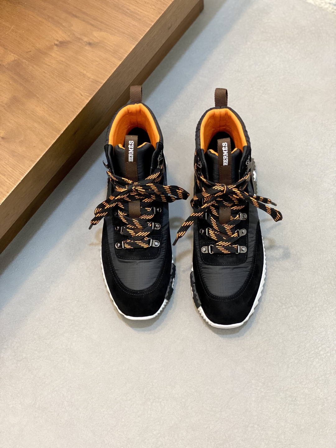 UA H**me5 Klimb Sneaker