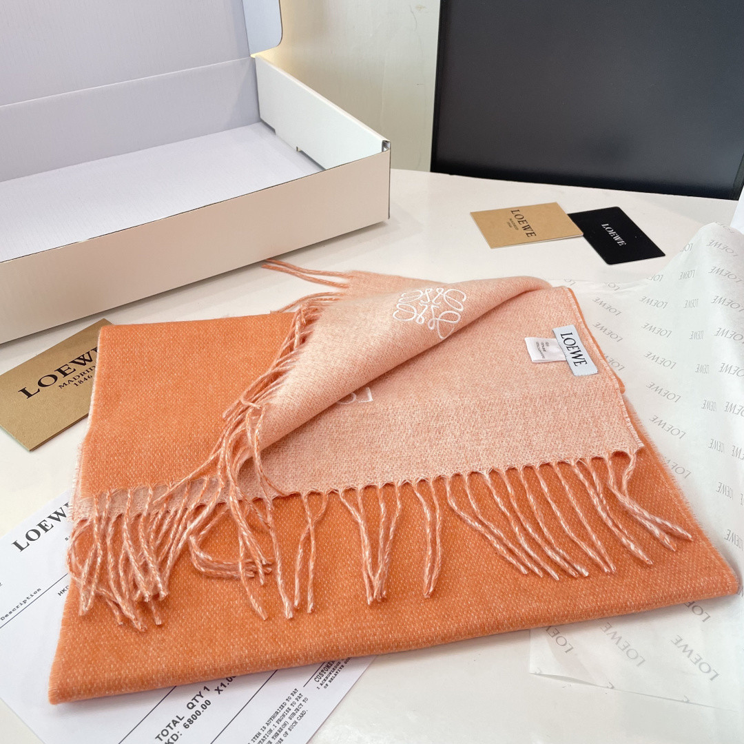 L0ew* scarf 38x180cm 100% cashmere