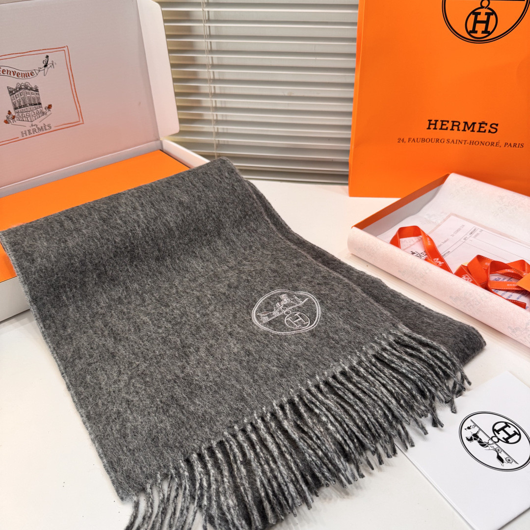 H**me5 Double-sided scarf 30x200cm