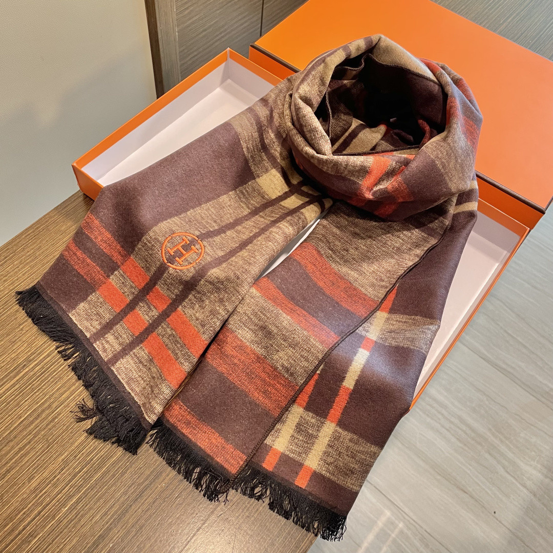 H**me5 scarf 45x180cm