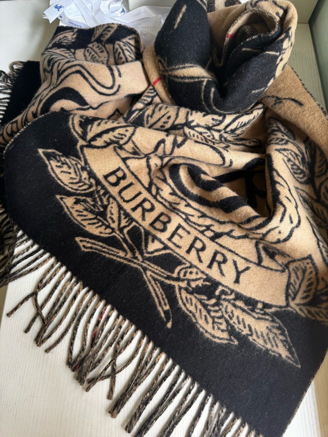 Bv*b*rry Wide Reversible Stormy Knight scarf 50x210cm