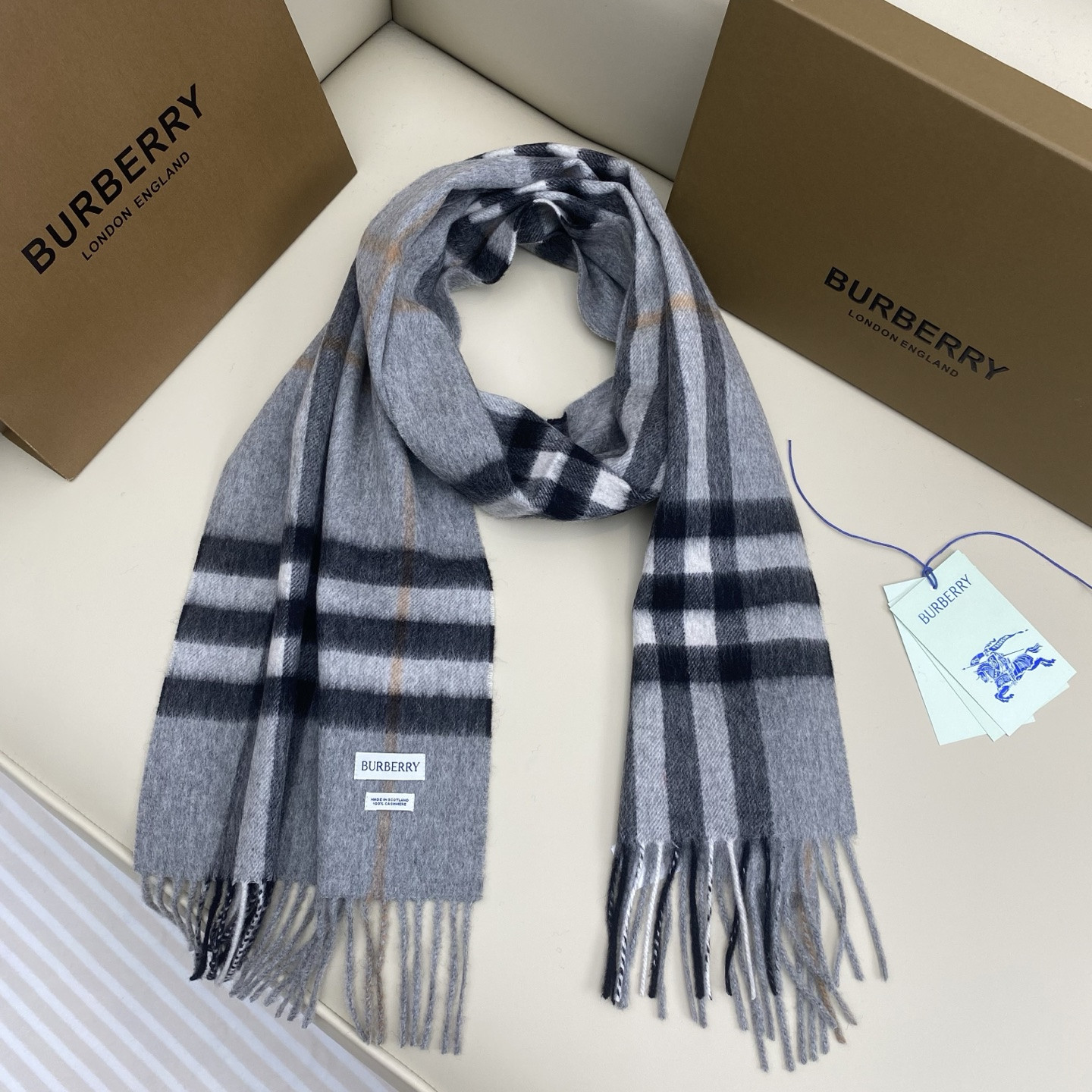 Bv*b*rry scarf 30x168cm 100% cashmere