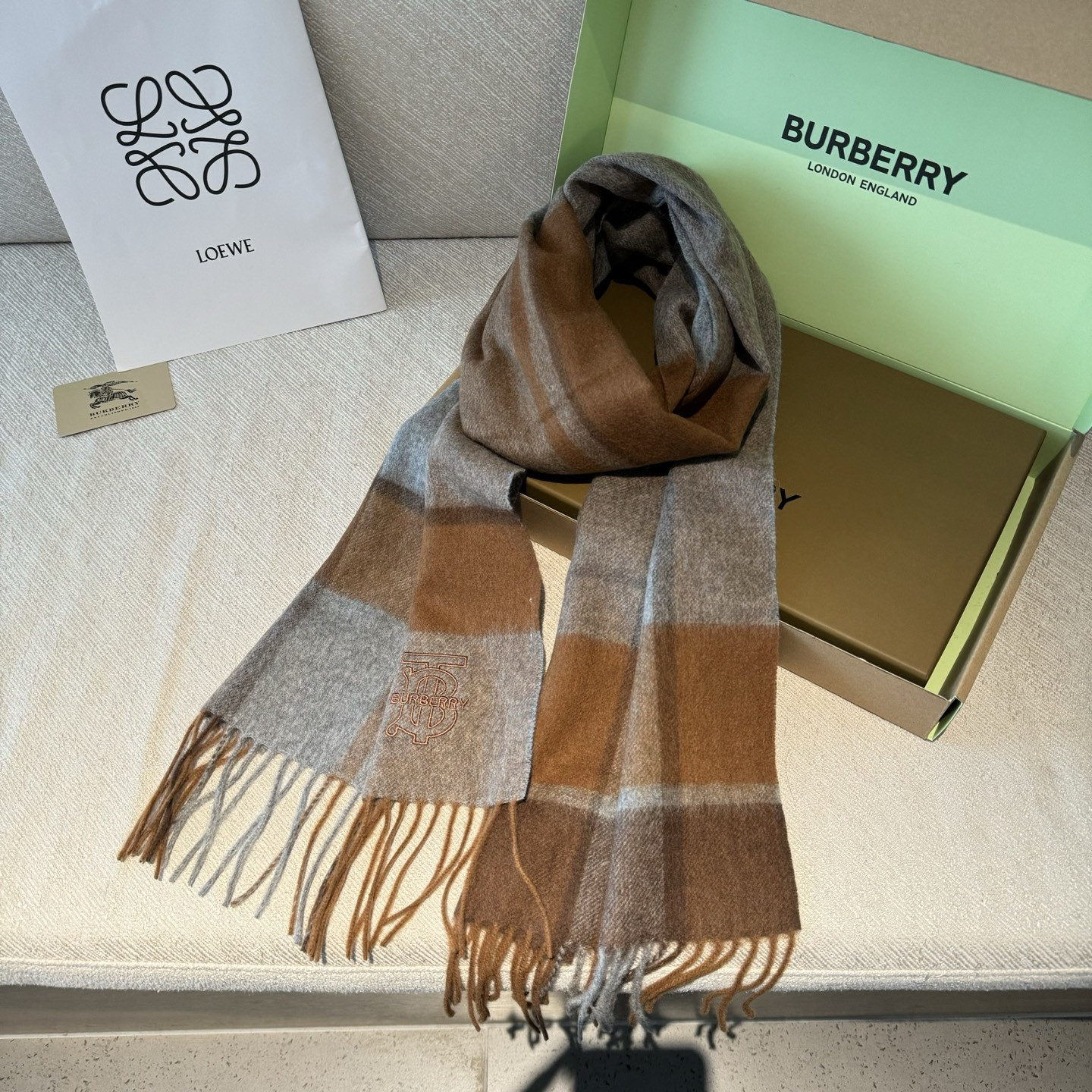 Bv*b*rry scarf 30x168cm 100% cashmere