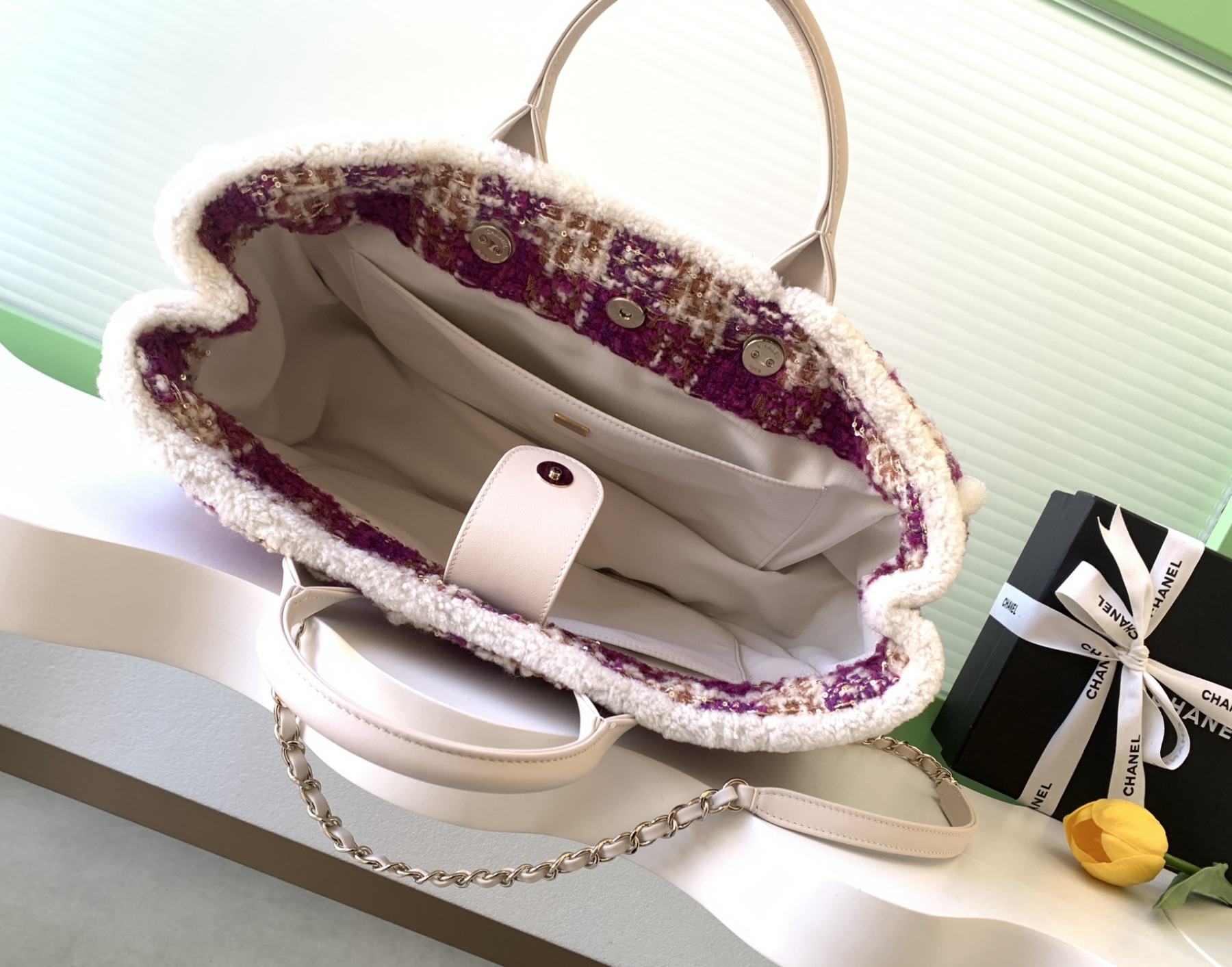 Ch**el Shopping Bag 27.5x39.5x16cm