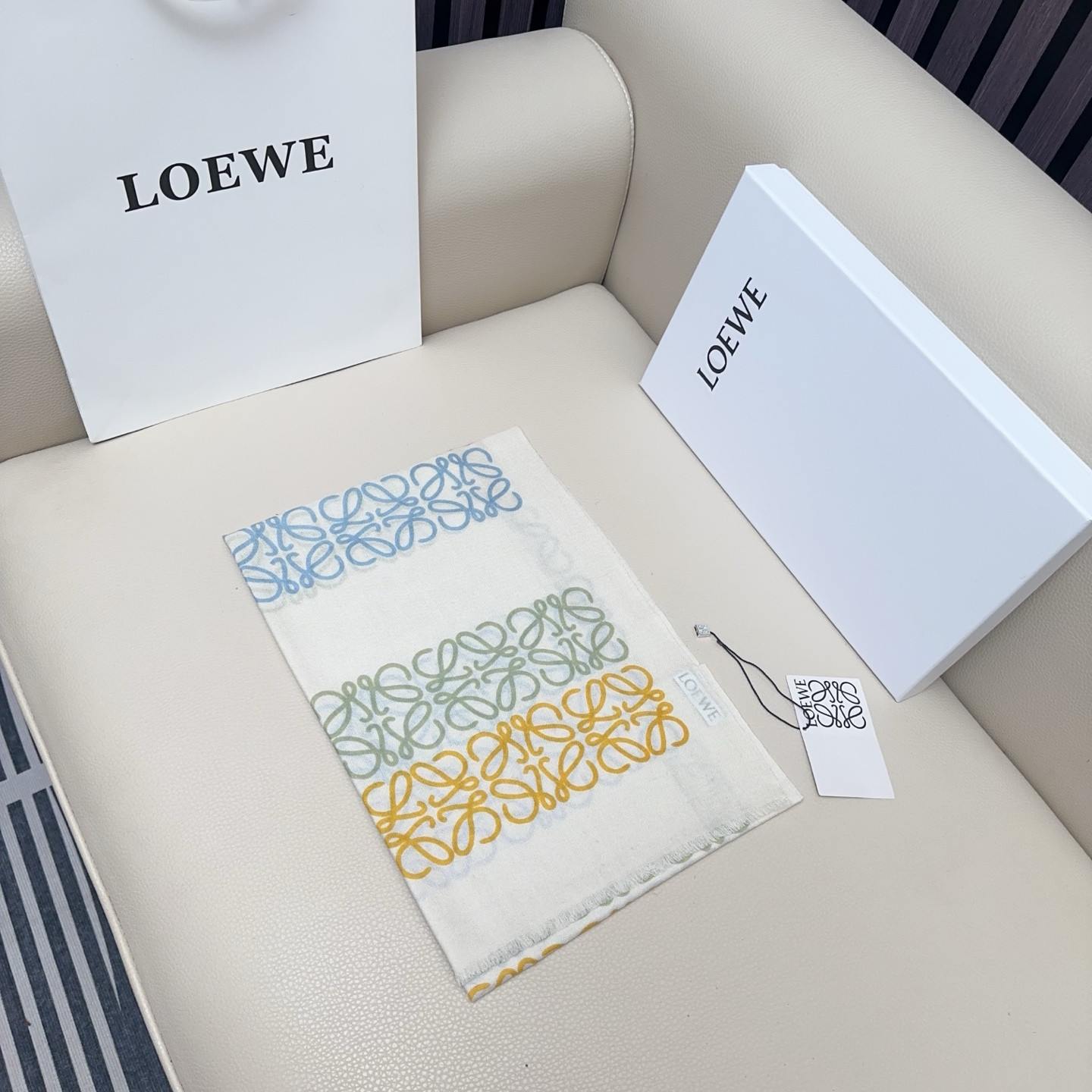 L0ew* scarf 42x190cm