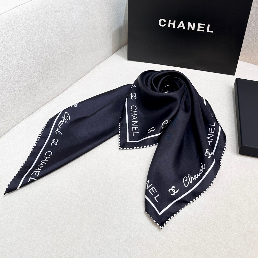 Ch**el scarf 90x90cm