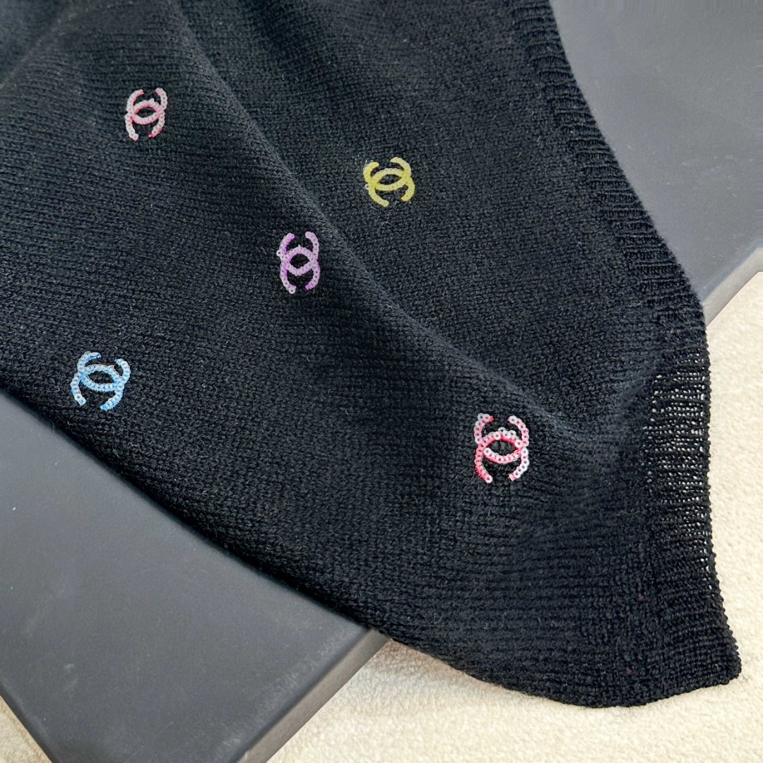 Ch**el scarf 65x180cm 60% cashmere 40% mulberry silk