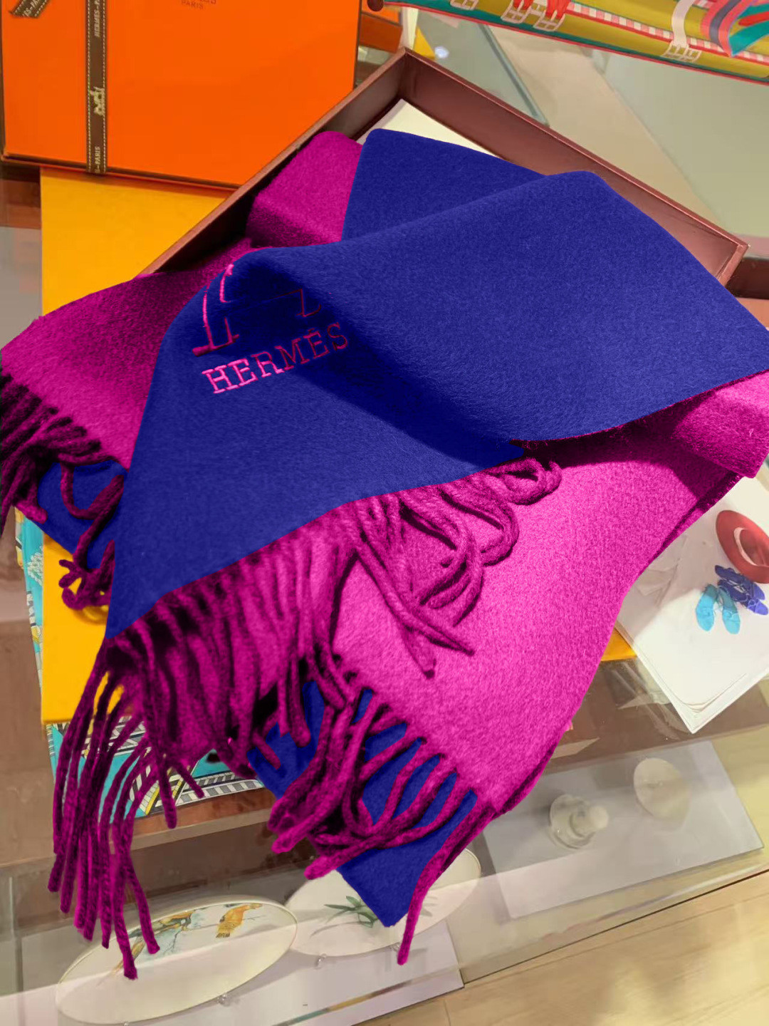 H**me5 scarf 30x200cm