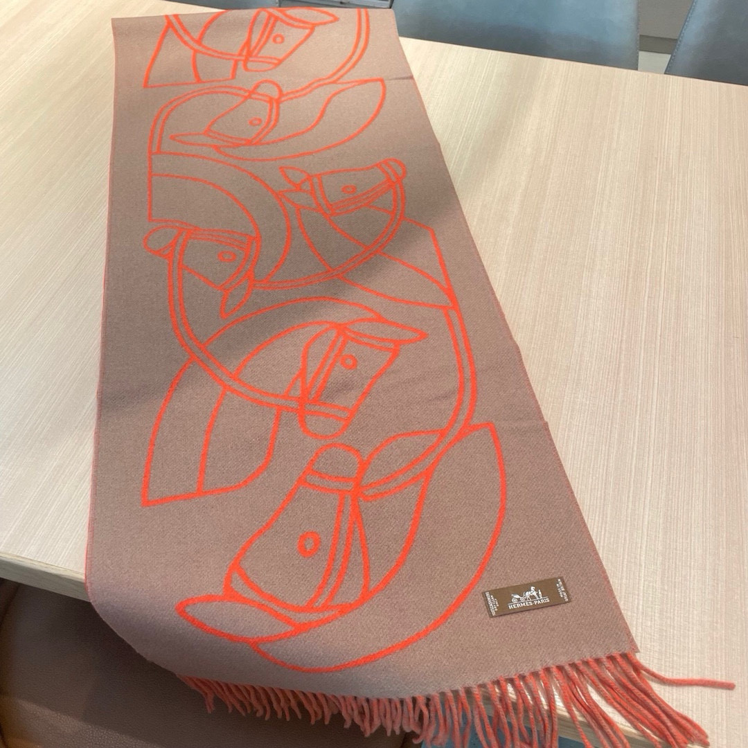 H**me5 scarf 40x195cm