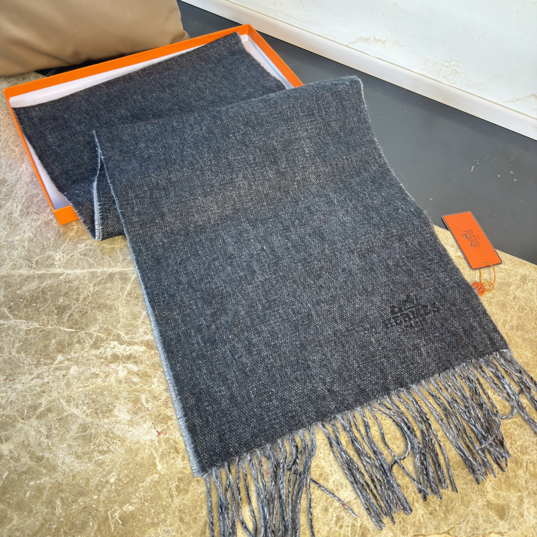 H**me5 scarf 32x180cm