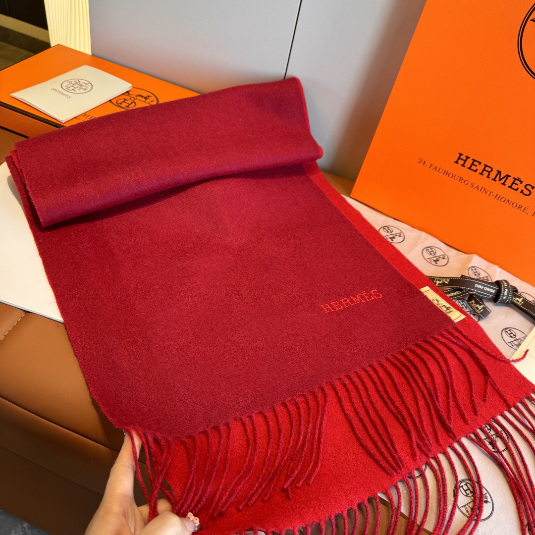 H**me5 scarf 35x180cm