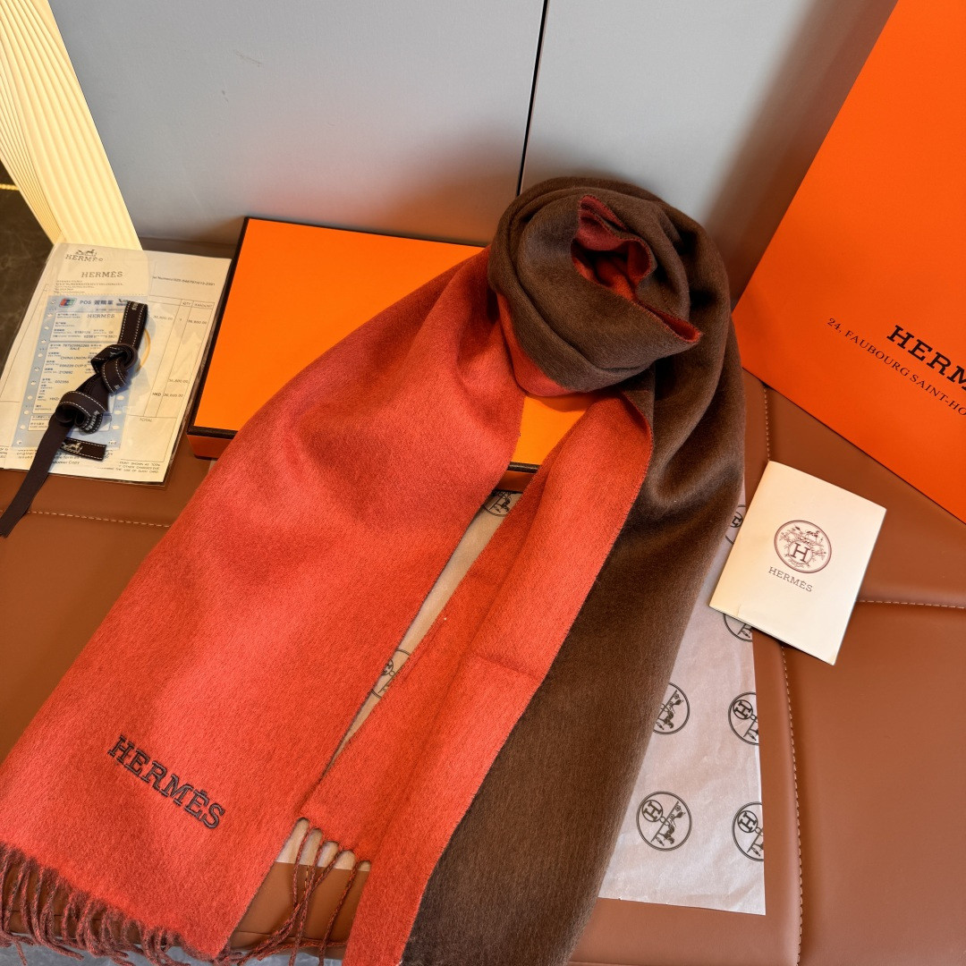 H**me5 scarf 35x180cm