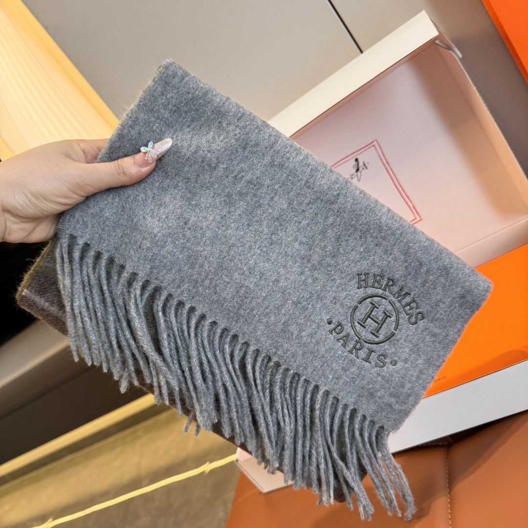 H**me5 scarf 30x180cm