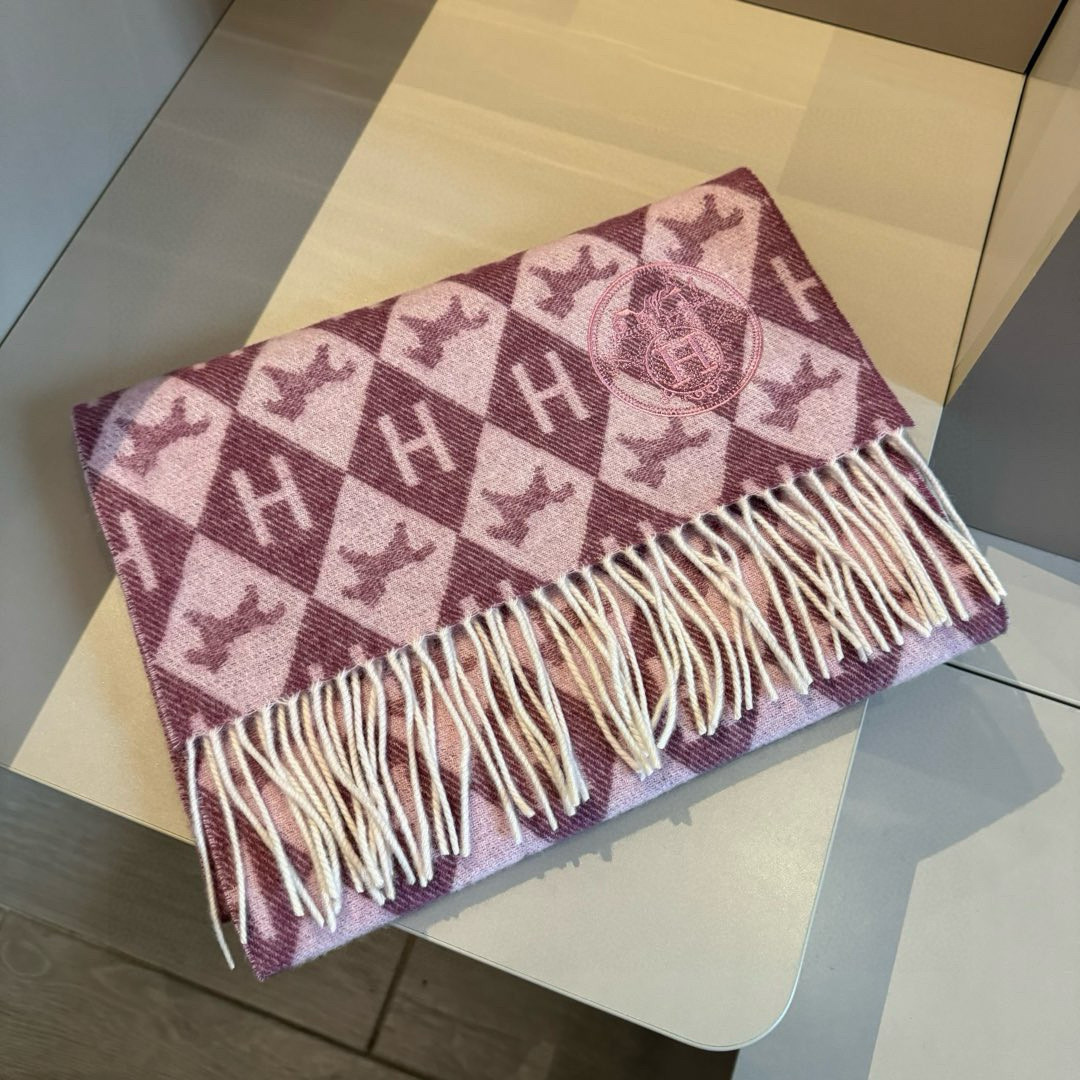 H**me5 scarf 32x180cm