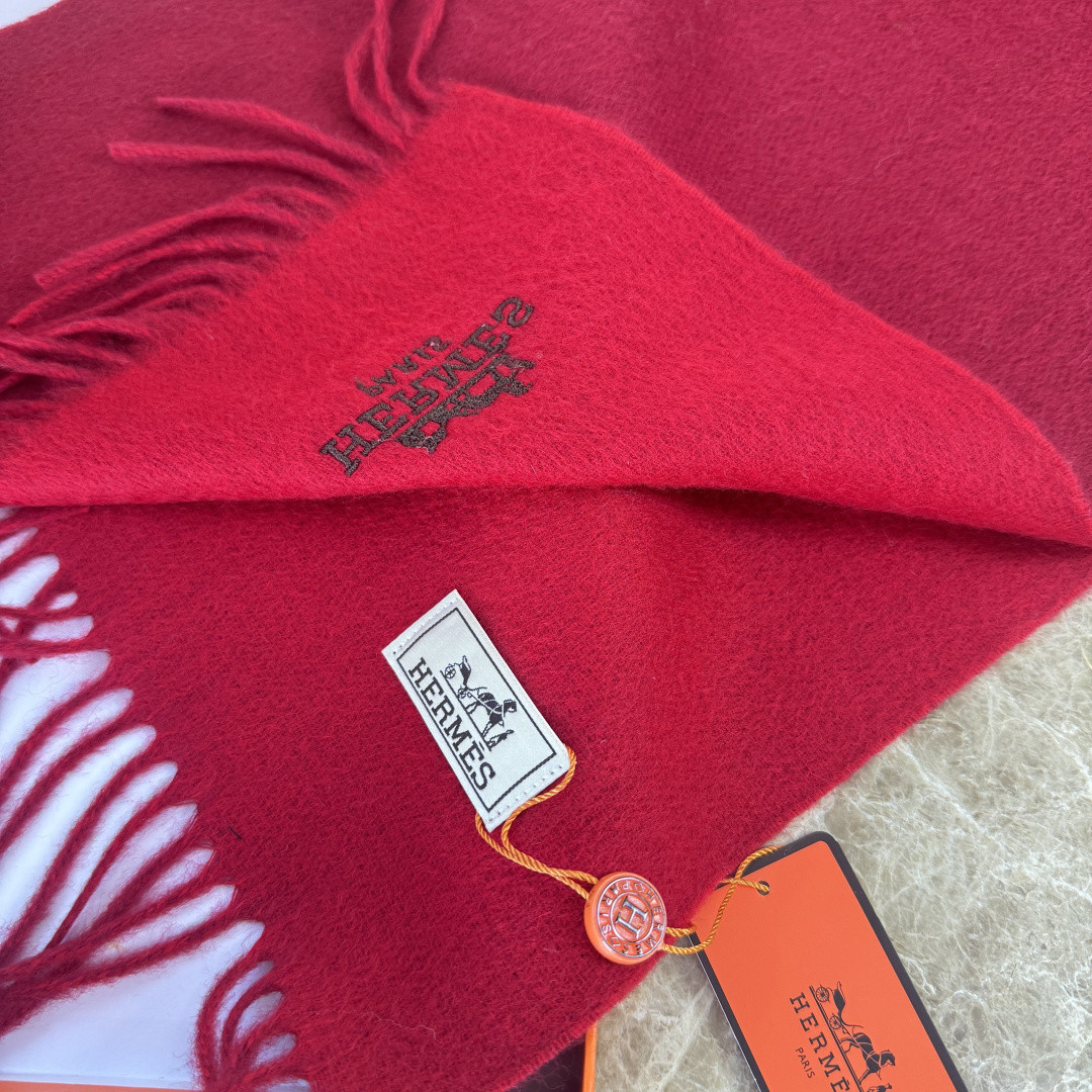 H**me5 scarf 32x180cm