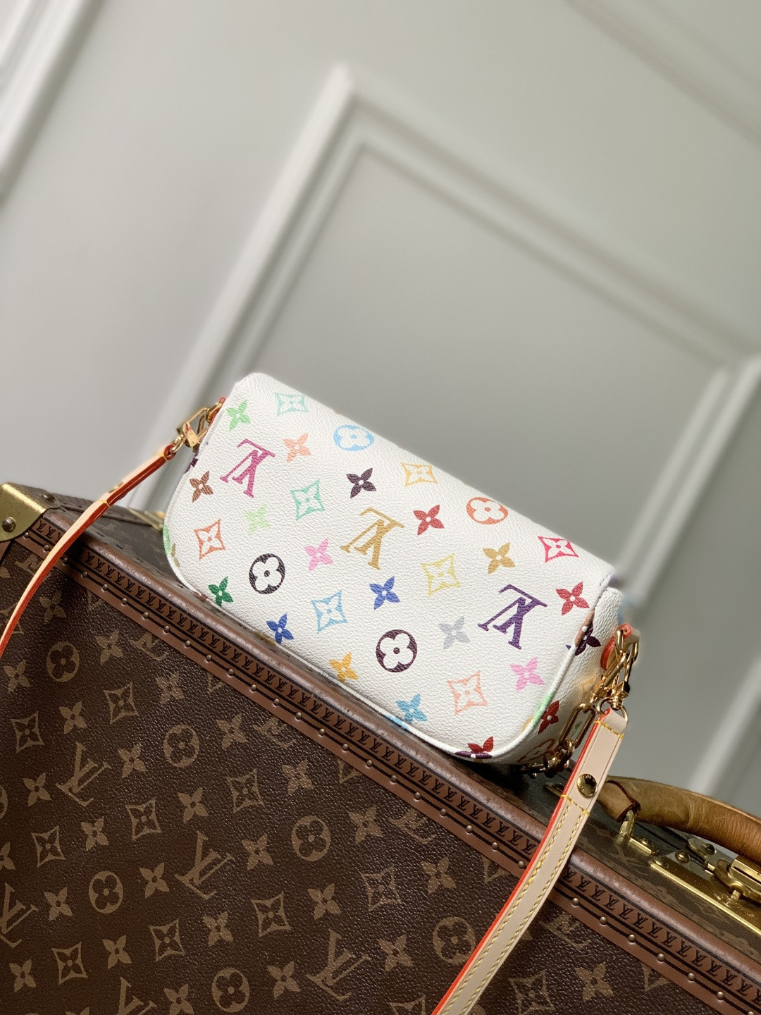 LV x TM Wallet On Chain Ivy M27492 23.5x12x4.3cm