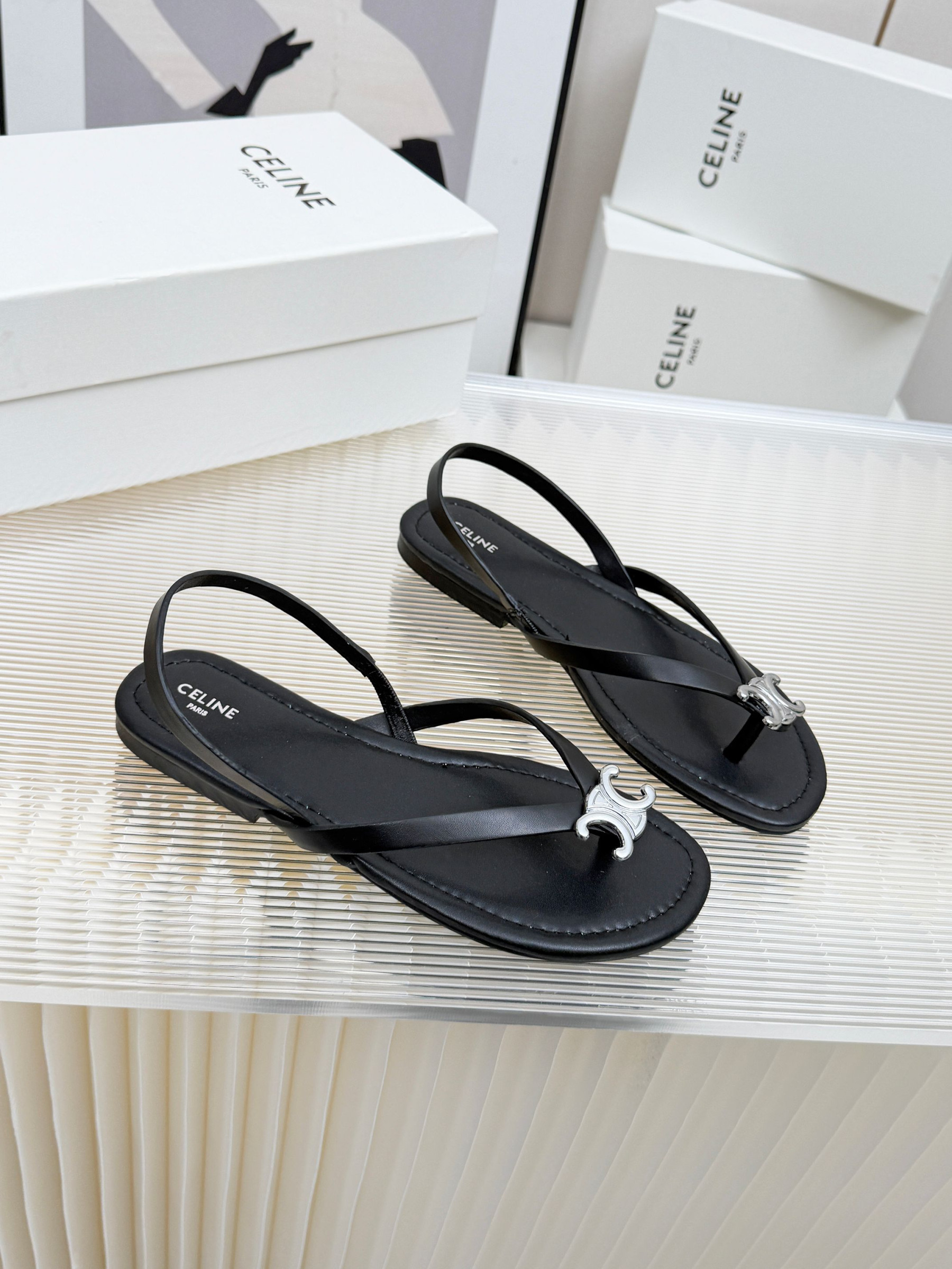UA Ce1i*e BIKI SANDAL